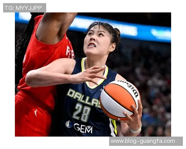 李月汝在Unrivaled比赛中表现出色12分钟内斩获6分7篮板创个人新高