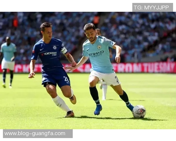 特尔强势突破双人防守首球入网精彩瞬间引爆赛季激情 特尔强势突破双人防守首球入网精彩瞬间引爆赛季激情